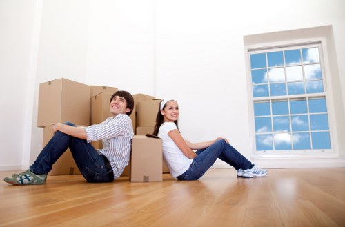 Local removals van service for Thamesmead flats and houses